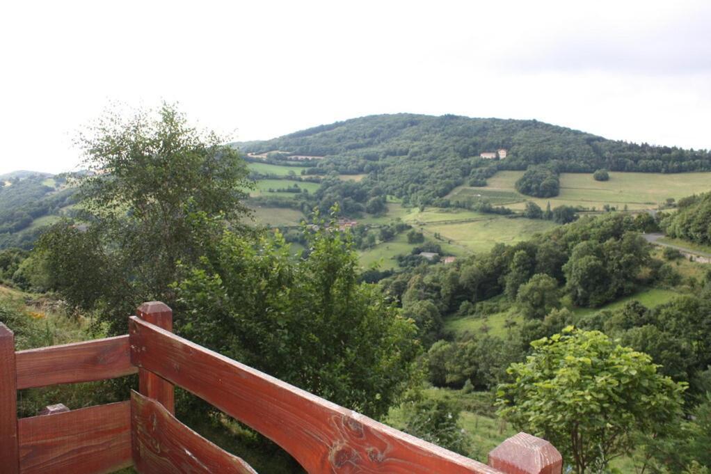 Gites Des Esselards Yzeron Luaran gambar