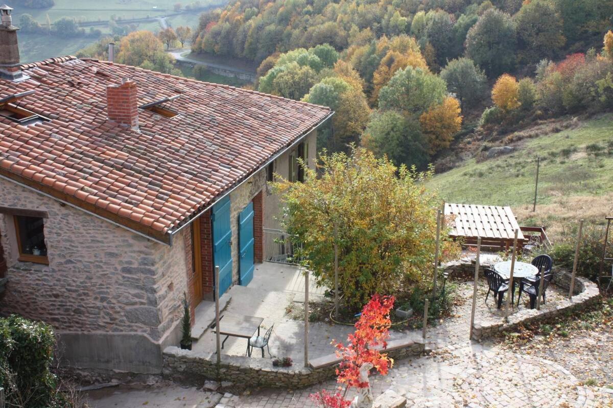 Gites Des Esselards Yzeron Luaran gambar